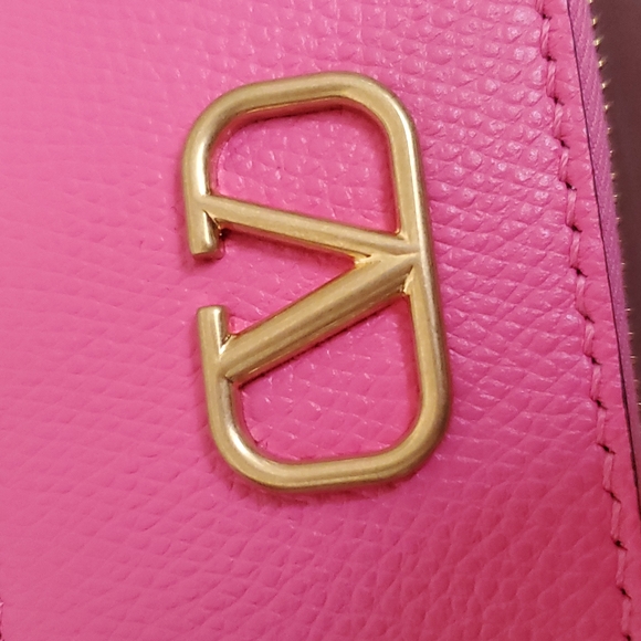 Brand New VALENTINO GARAVANI Vanity bag top handle -Rectangle zipper Vanity Case - Picture 2 of 10